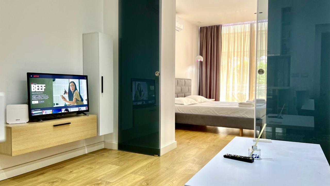 Cosy Urban Central Apartment Tirana Bagian luar foto