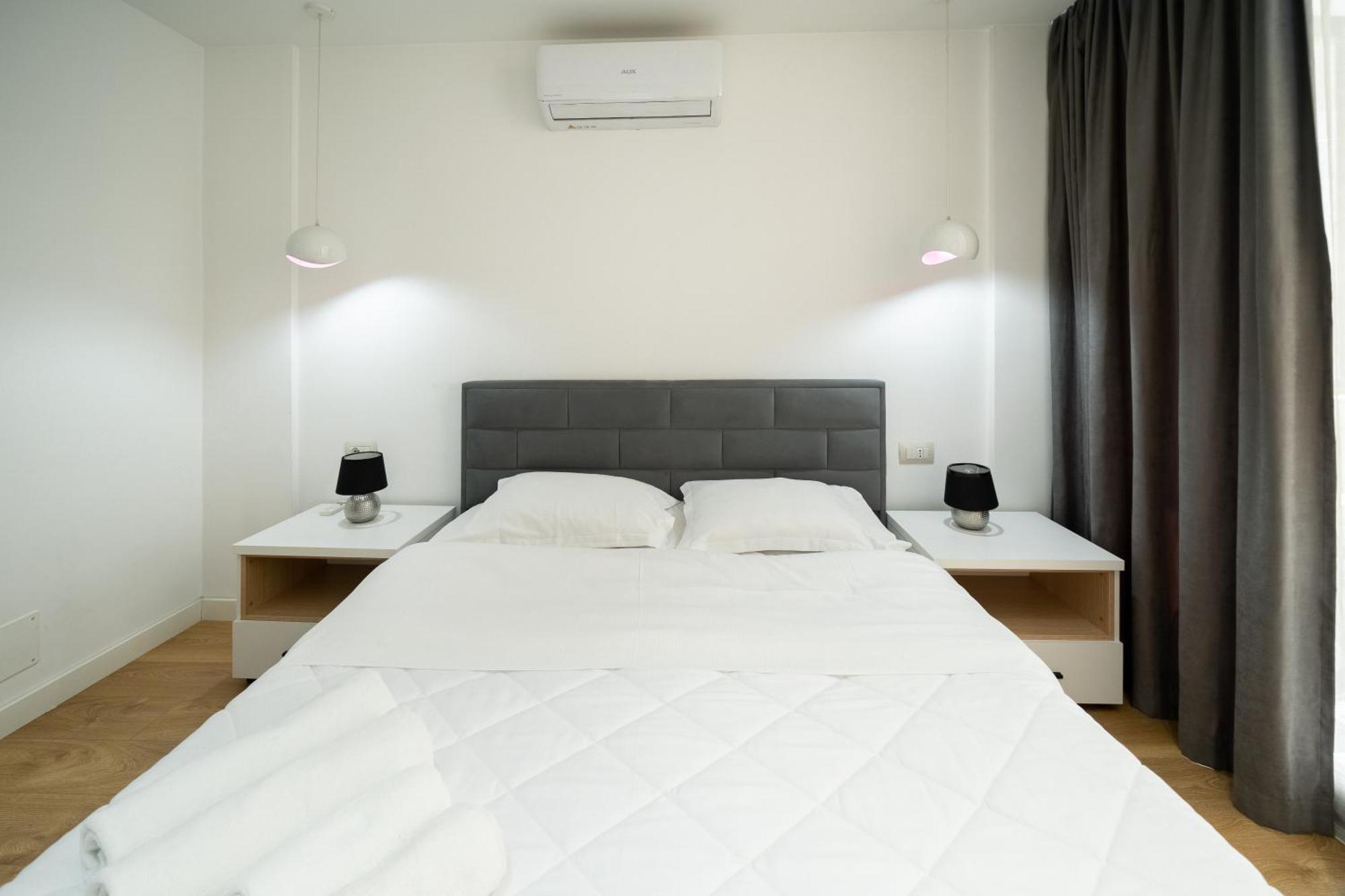 Cosy Urban Central Apartment Tirana Bagian luar foto